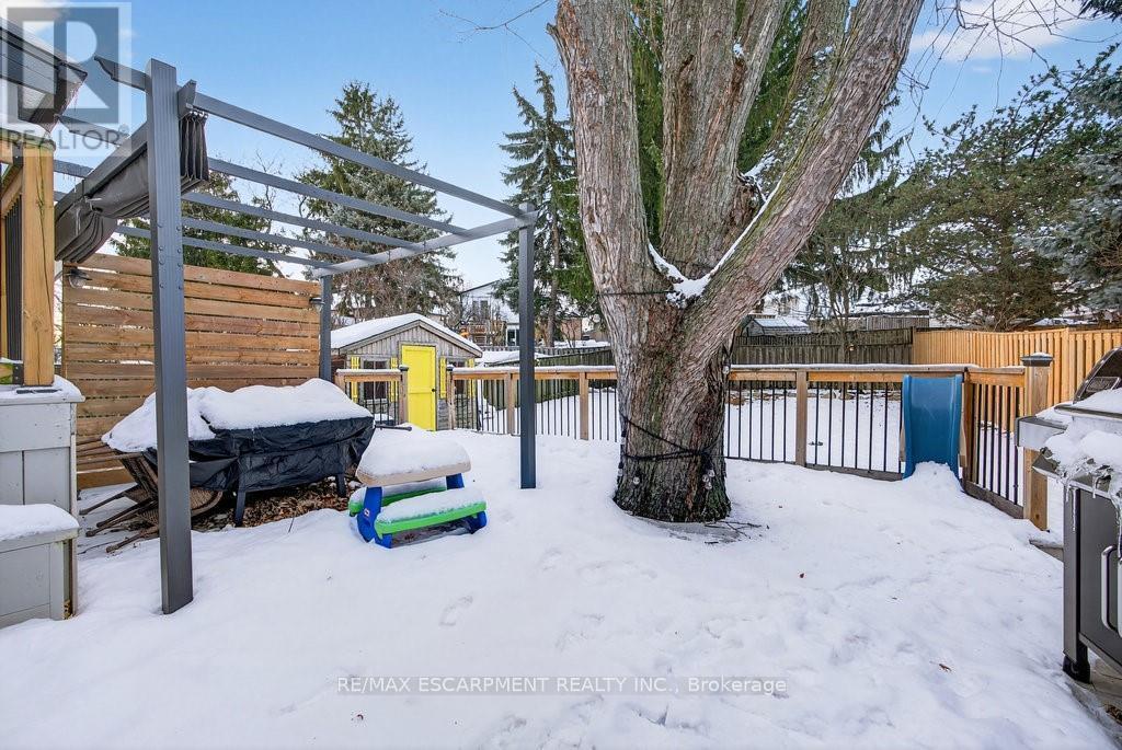 16 Forestgate Drive, Hamilton, ON - Outdoor