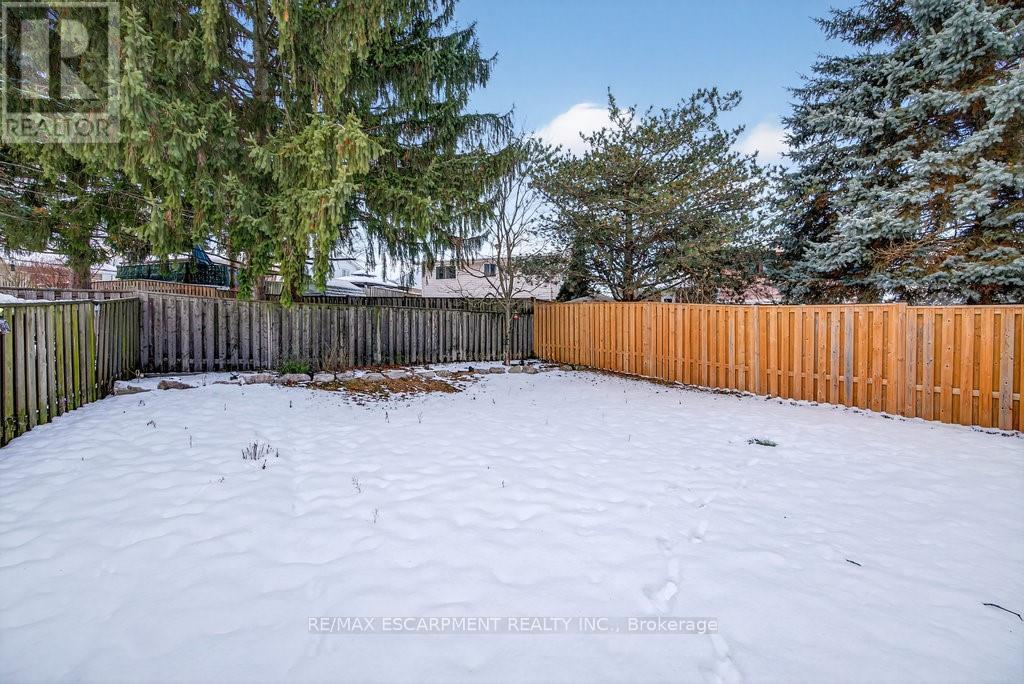 16 Forestgate Drive, Hamilton, ON - Outdoor