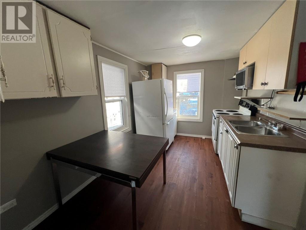 430 Montague Avenue Unit# 2, Sudbury, ON - Indoor Photo Showing Kitchen With Double Sink