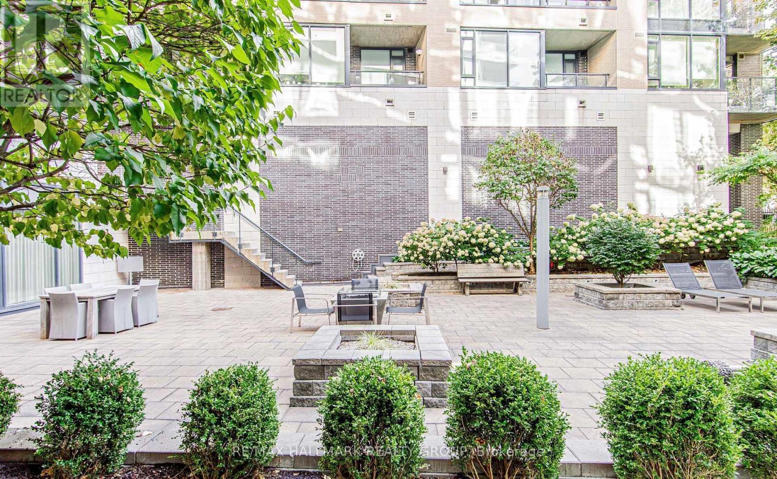 618 - 360 Patricia Avenue, Ottawa, ON - Outdoor With Balcony