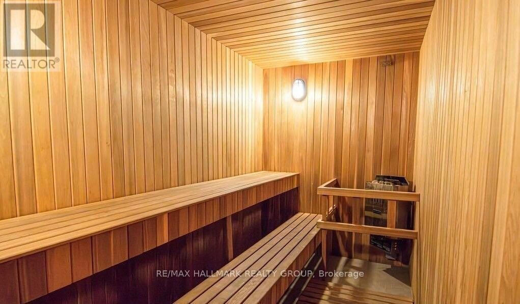 618 - 360 Patricia Avenue, Ottawa, ON - Indoor Photo Showing Other Room