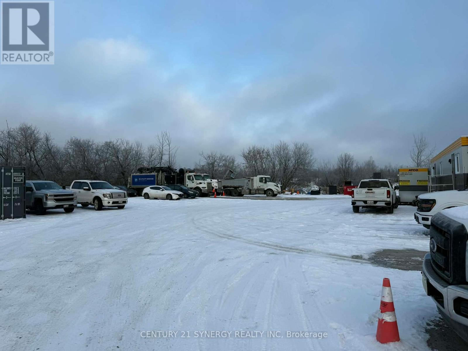 950 Moodie Drive, Ottawa, ON