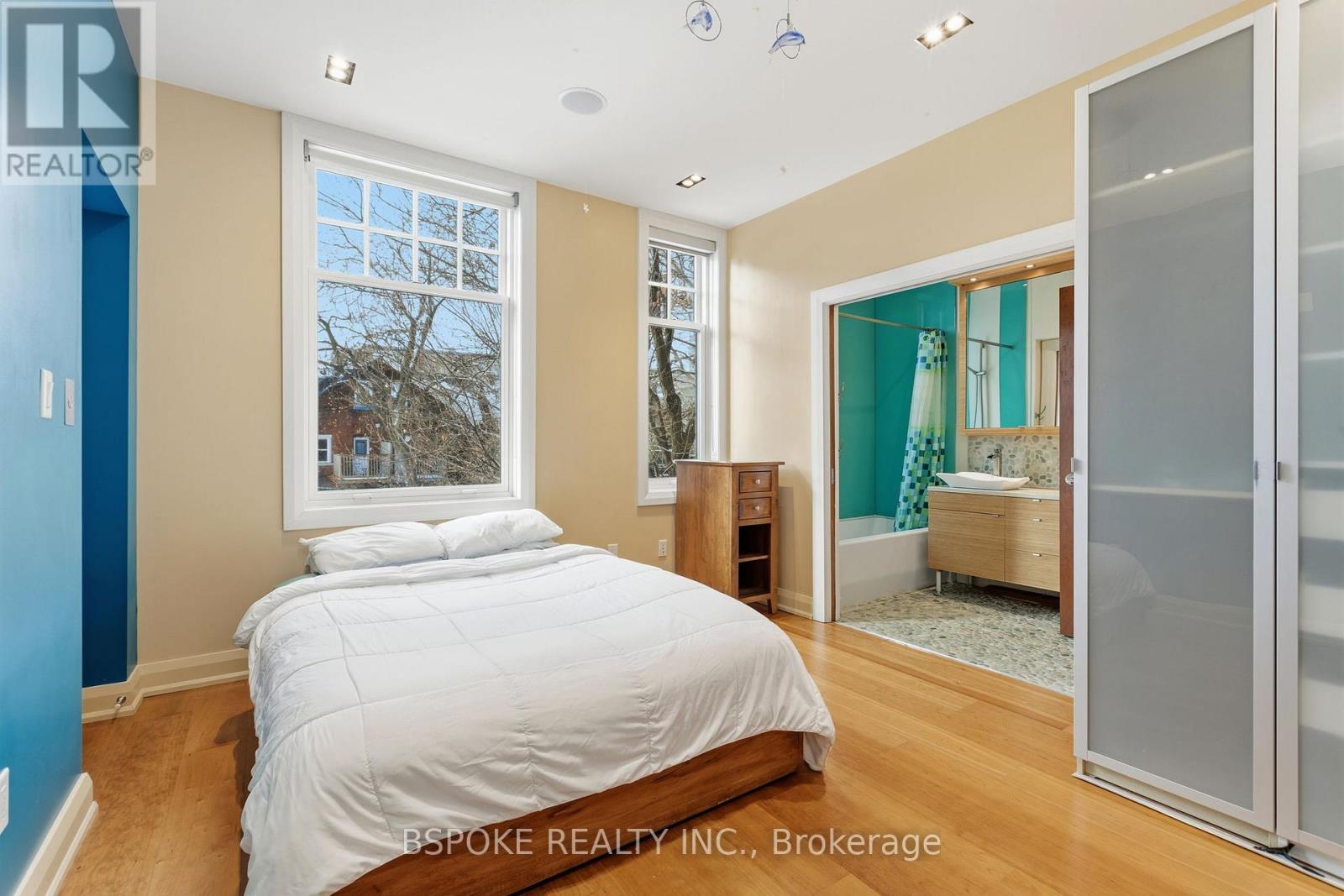 Main - 90 Madison Avenue, Toronto, ON - Indoor Photo Showing Bedroom