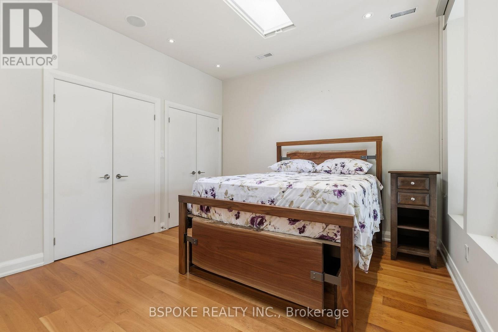 Main - 90 Madison Avenue, Toronto, ON - Indoor Photo Showing Bedroom