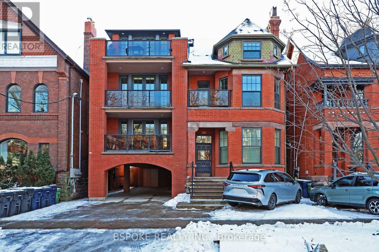 Main - 90 Madison Avenue, Toronto, ON - Outdoor With Balcony With Facade