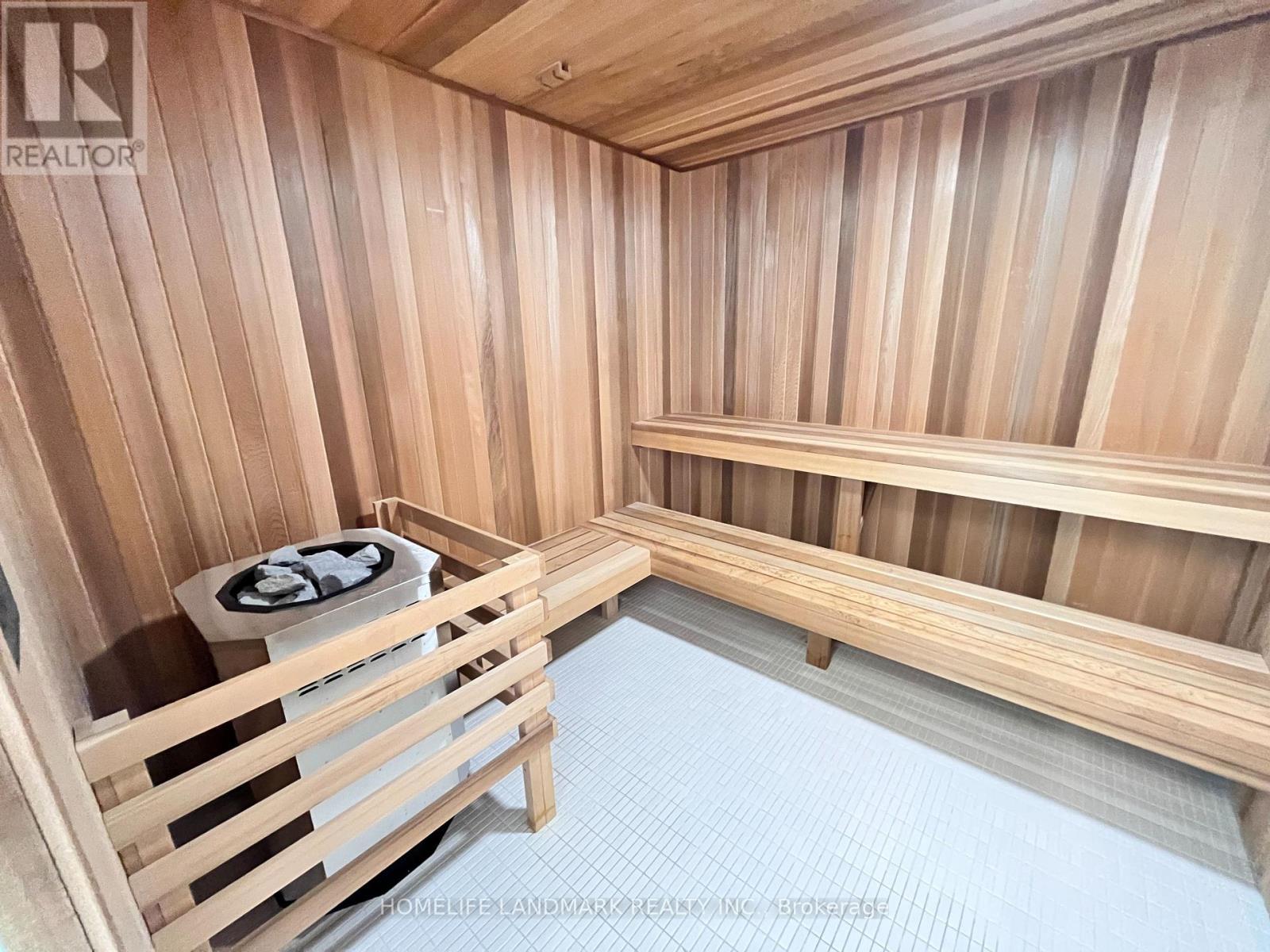 412 - 32 Forest Manor Road, Toronto, ON - Indoor Photo Showing Other Room