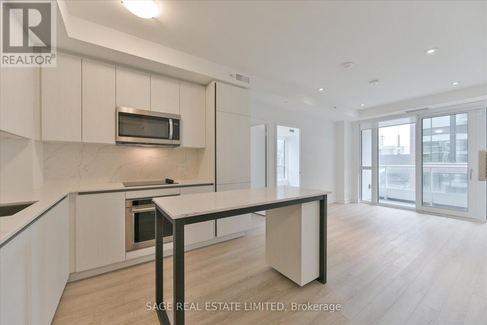 723 - 15 Richardson Street, Toronto, ON - Indoor Photo Showing Kitchen
