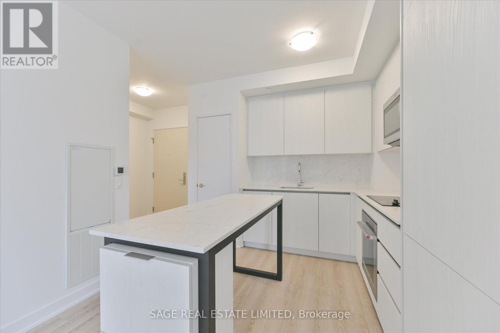 723 - 15 Richardson Street, Toronto, ON - Indoor Photo Showing Kitchen