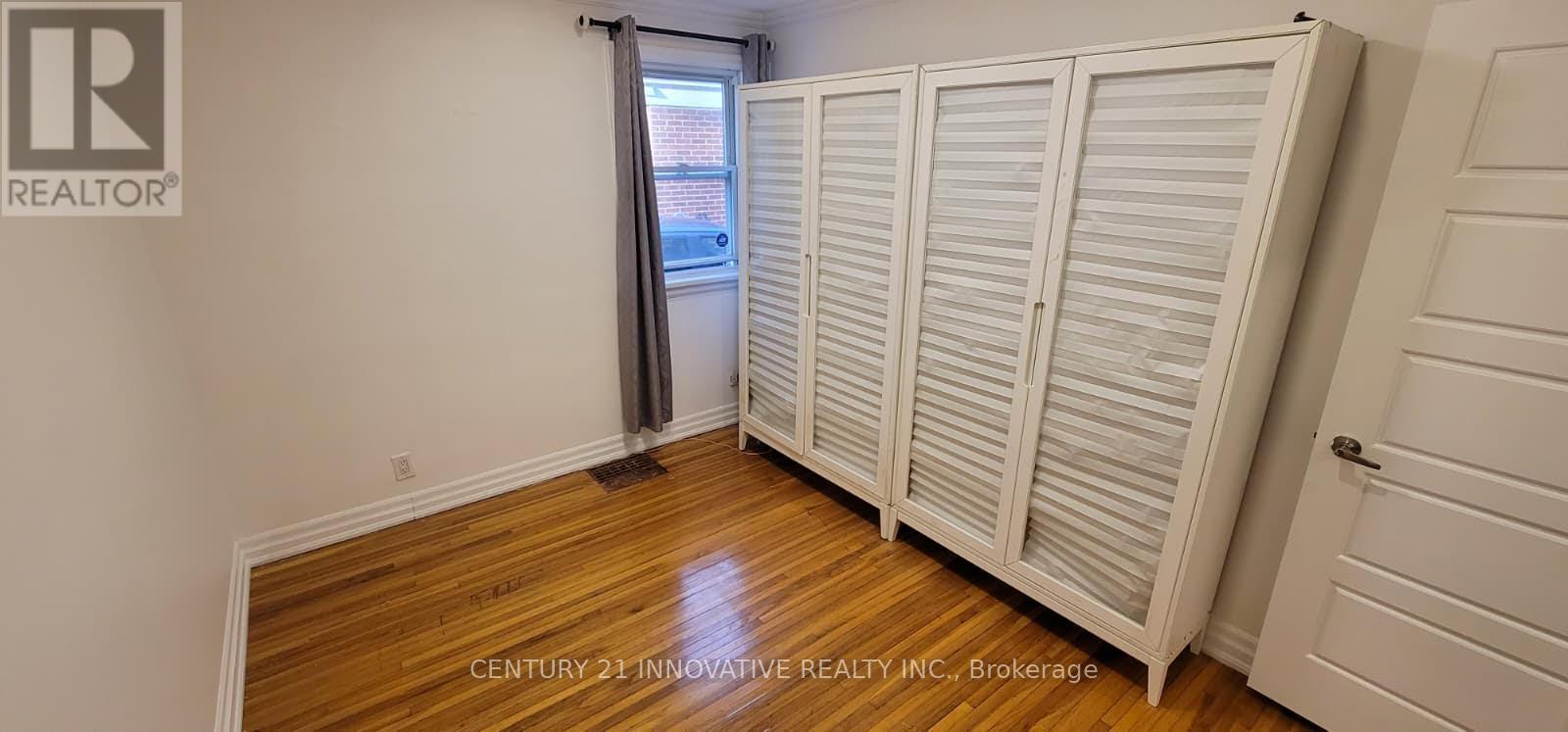 1 - 249 Highland Avenue, Oshawa, ON - Indoor Photo Showing Other Room