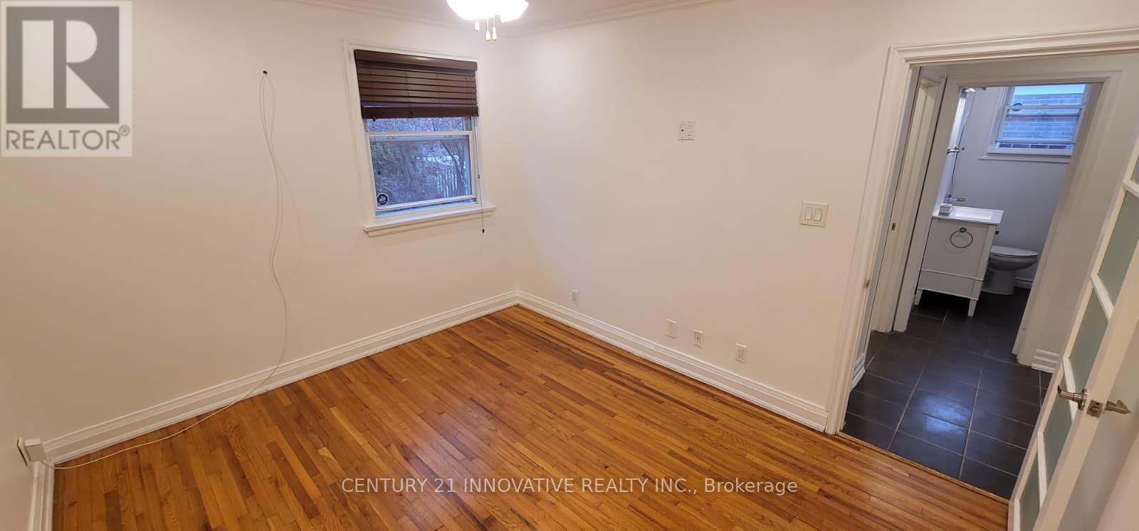 1 - 249 Highland Avenue, Oshawa, ON - Indoor Photo Showing Other Room