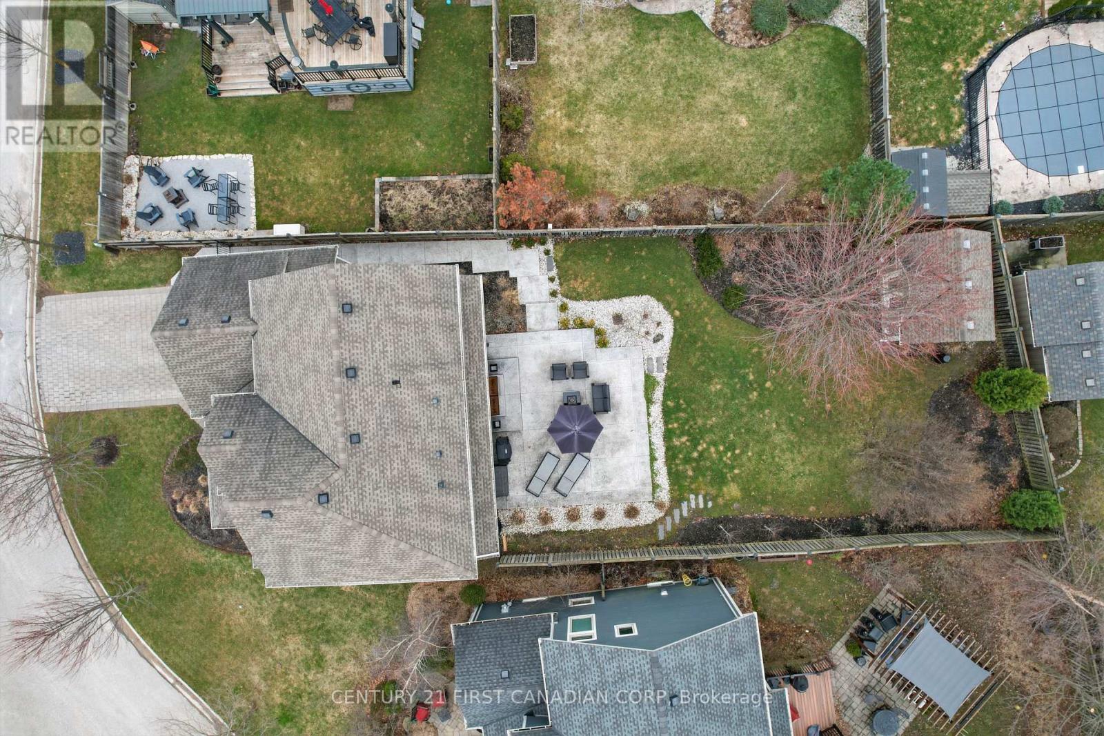 3442 Settlement Place, London South (South V), ON - Outdoor