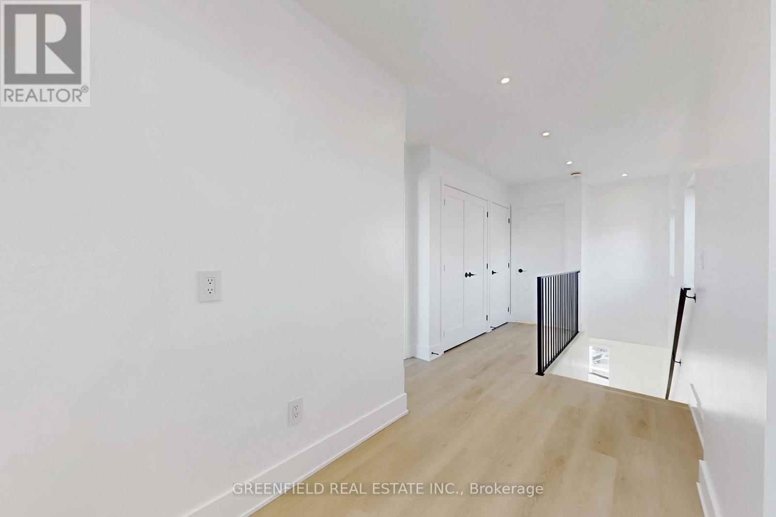 Upper - 168 Pearson Avenue, Toronto, ON - Indoor Photo Showing Other Room