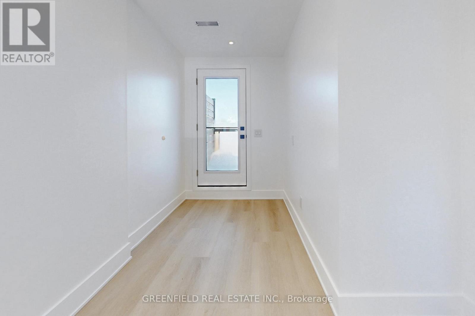 Upper - 168 Pearson Avenue, Toronto, ON - Indoor Photo Showing Other Room