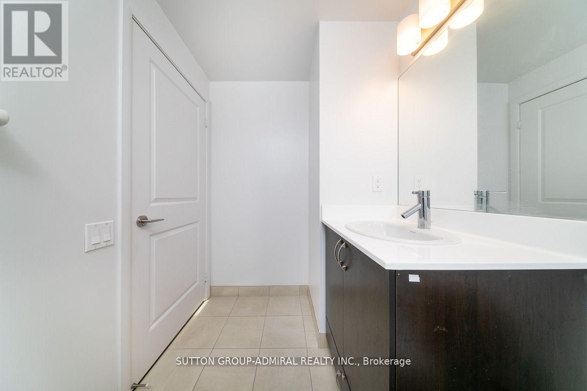 3703 - 5162 Yonge Street, Toronto, ON - Indoor Photo Showing Bathroom