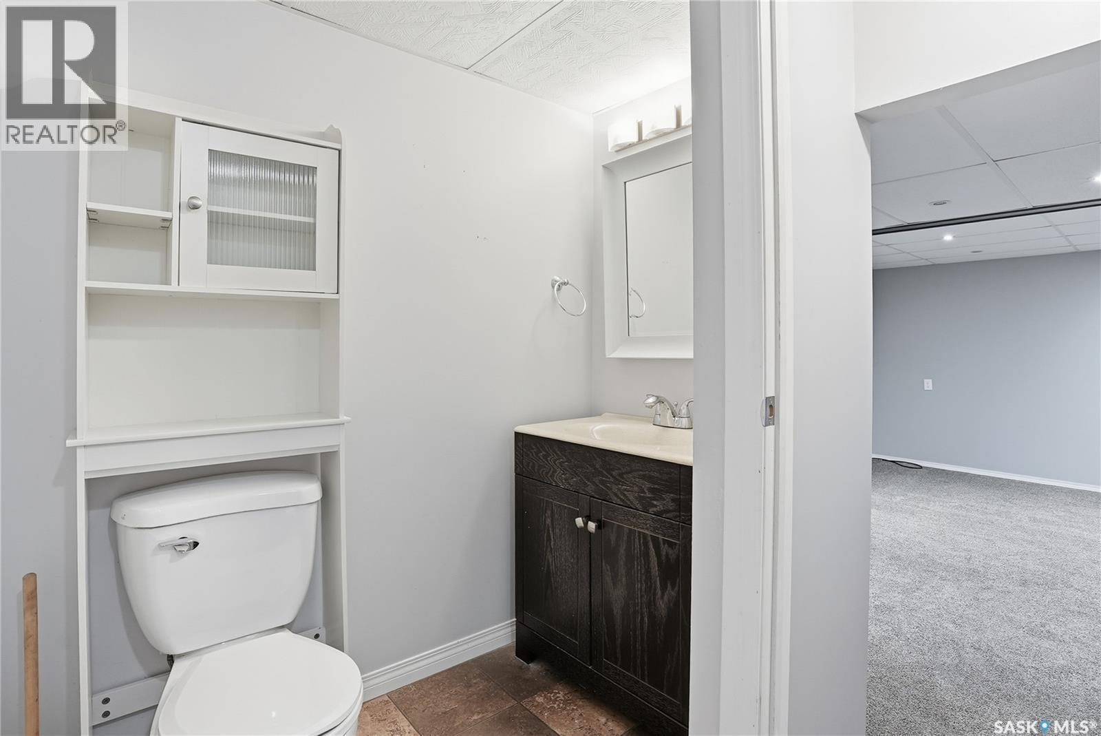 5 Heritage Place, Hepburn, SK - Indoor Photo Showing Bathroom
