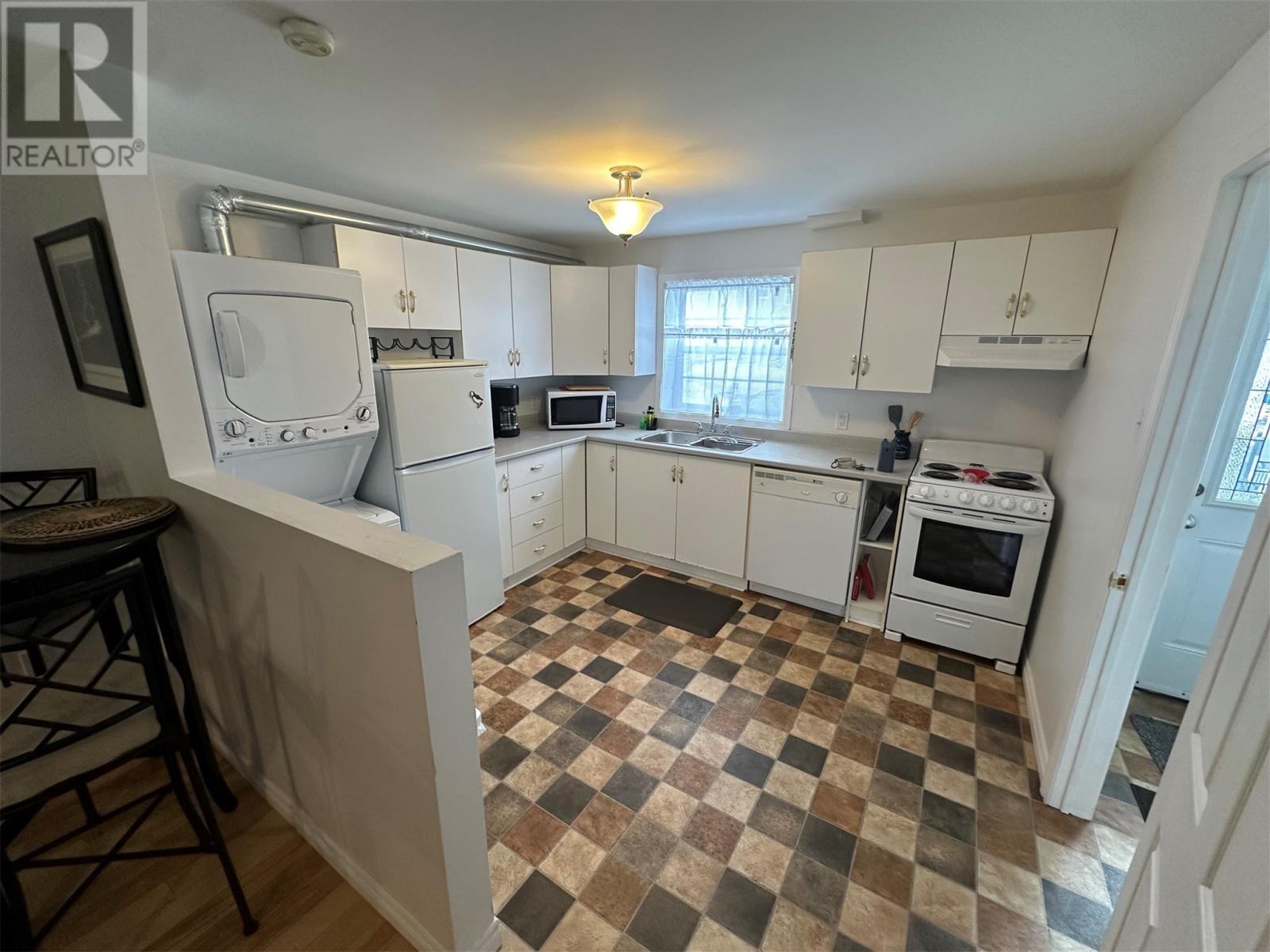 191A Merrymeeting Road, St. John’S, NL - Indoor Photo Showing Kitchen With Double Sink