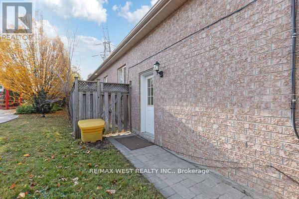 47 Timber Lane, Vaughan, ON - Outdoor
