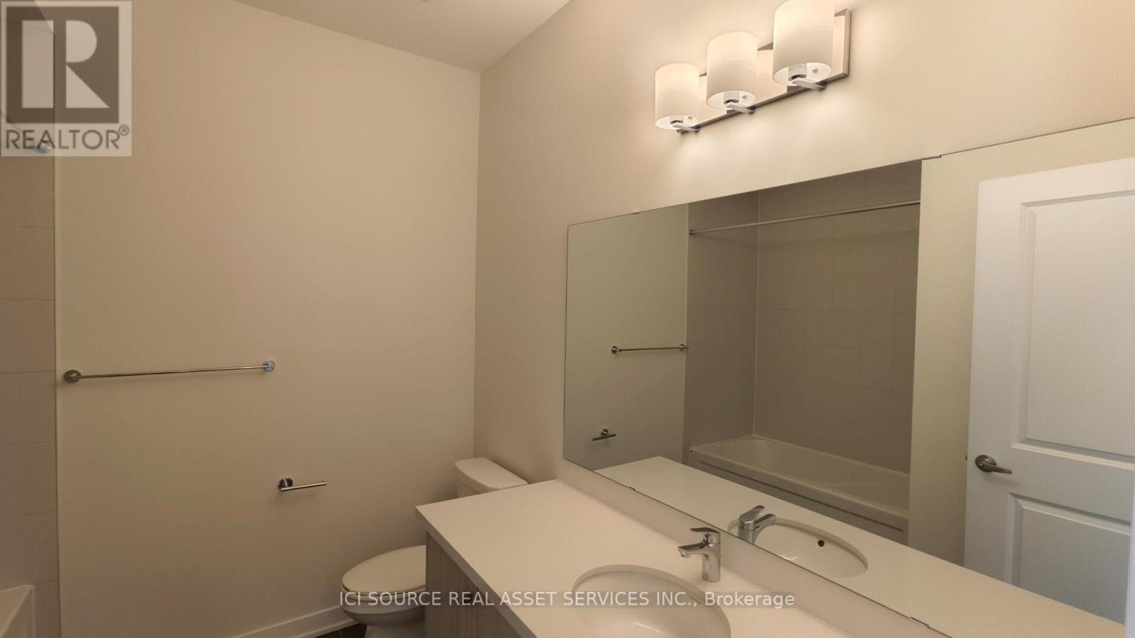 30 Freeman Williams Street, Markham, ON - Indoor Photo Showing Bathroom
