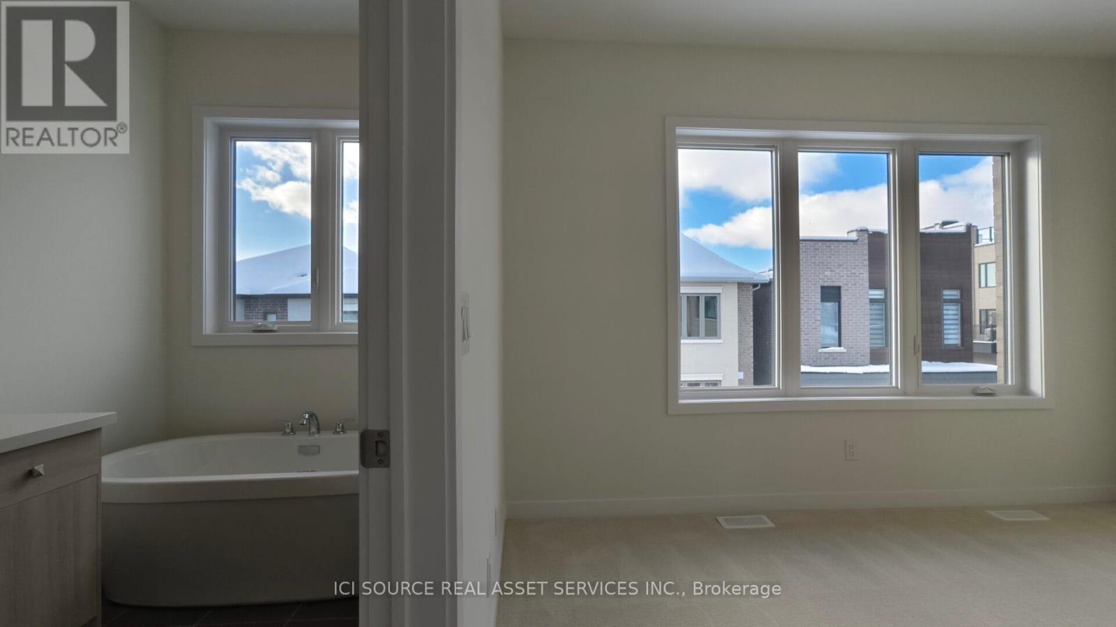 30 Freeman Williams Street, Markham, ON - Indoor Photo Showing Bathroom