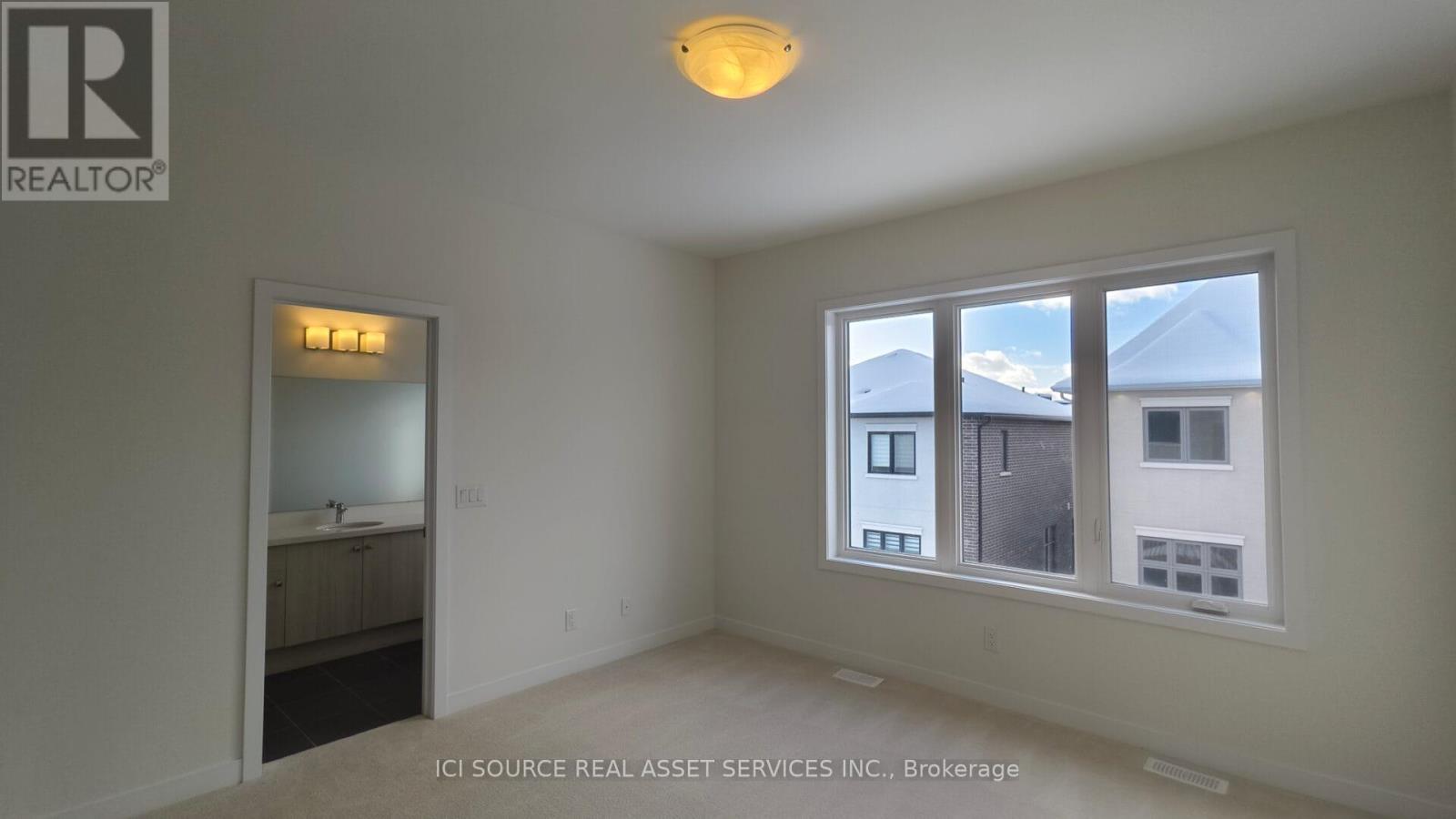 30 Freeman Williams Street, Markham, ON - Indoor Photo Showing Other Room