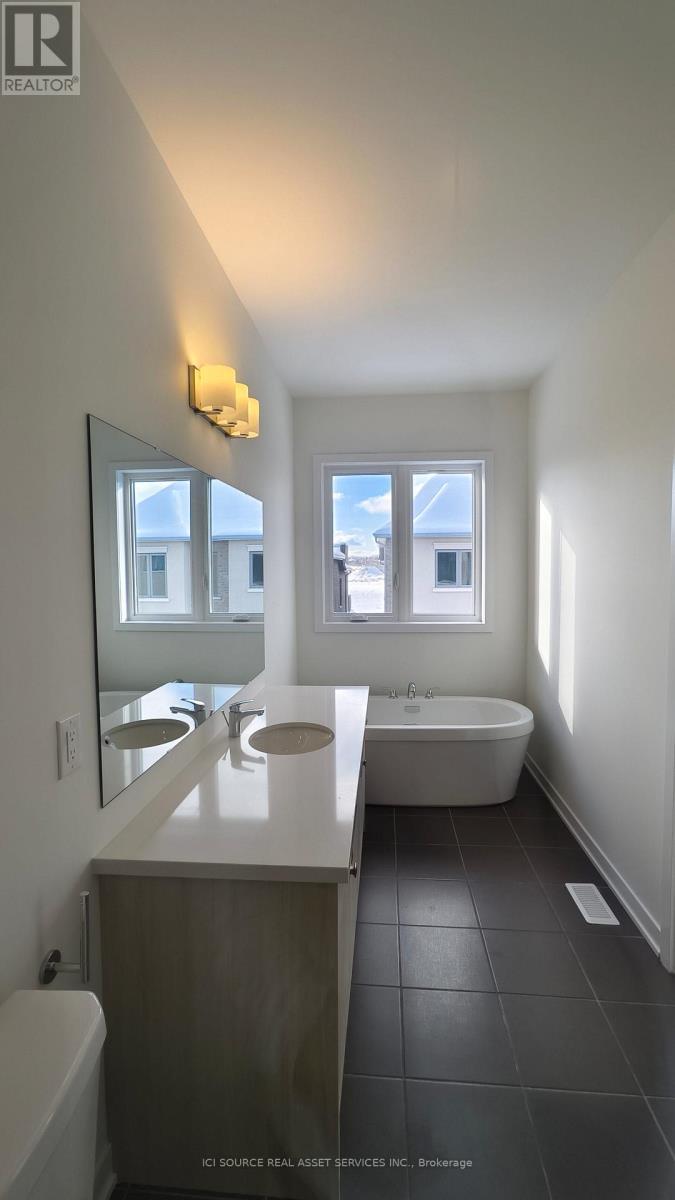 30 Freeman Williams Street, Markham, ON - Indoor Photo Showing Bathroom