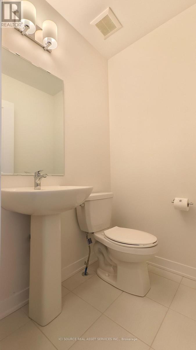 30 Freeman Williams Street, Markham, ON - Indoor Photo Showing Bathroom