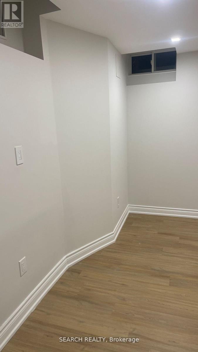 5560 Ethan Drive, Mississauga, ON - Indoor Photo Showing Other Room