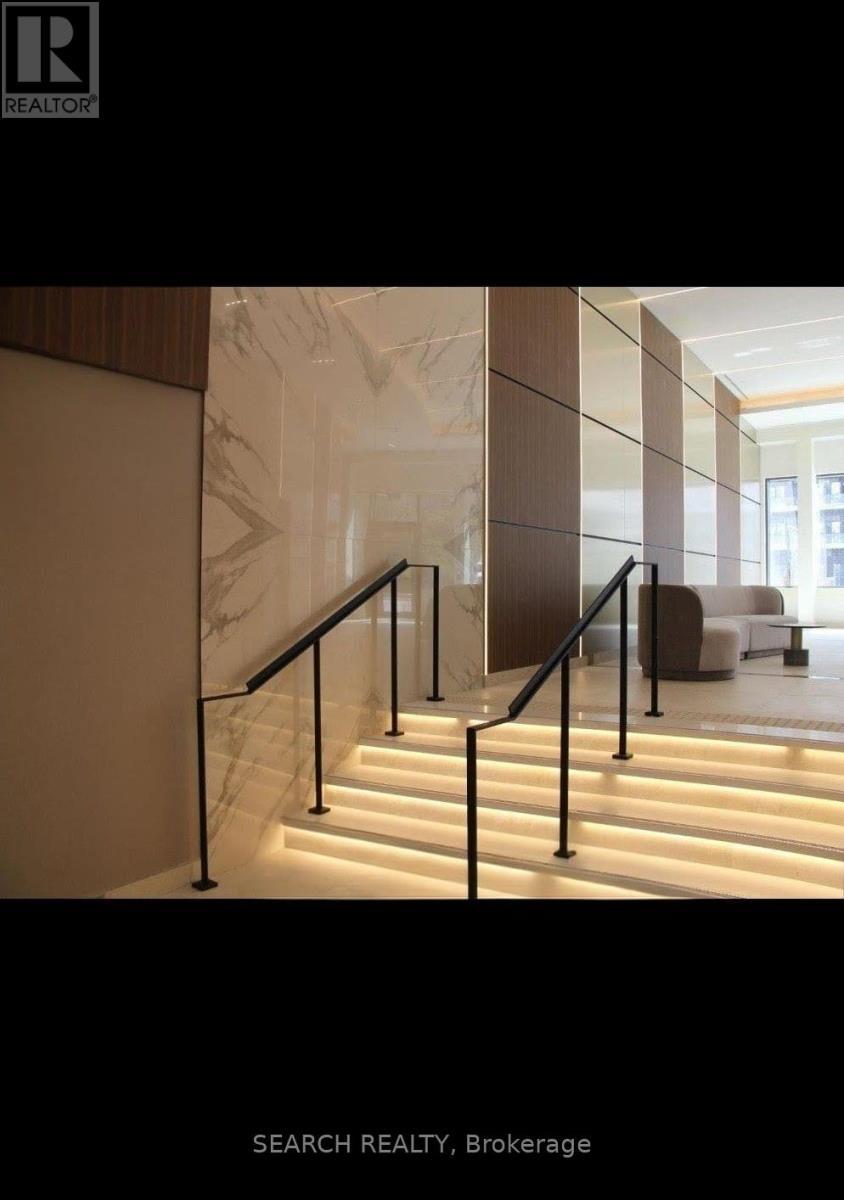 3209 - 5105 Hurontario Street, Mississauga, ON -