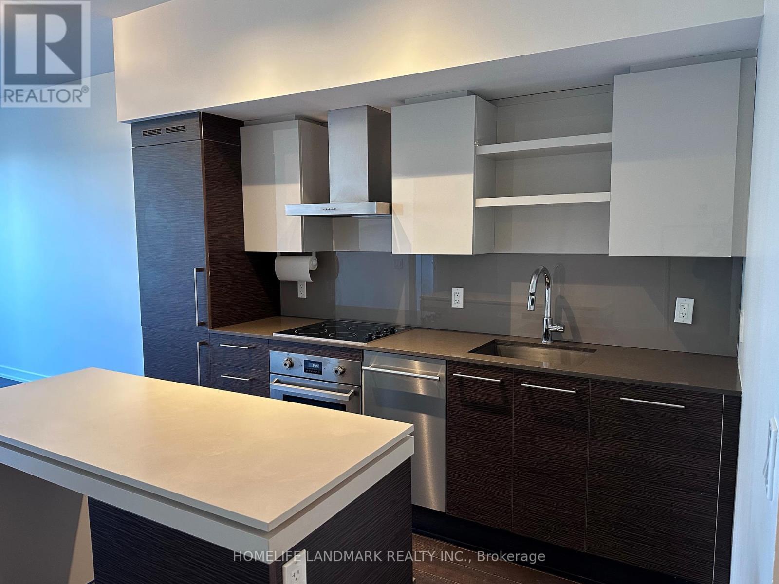 Ph 29 - 1030 King Street W, Toronto, ON - Indoor Photo Showing Kitchen