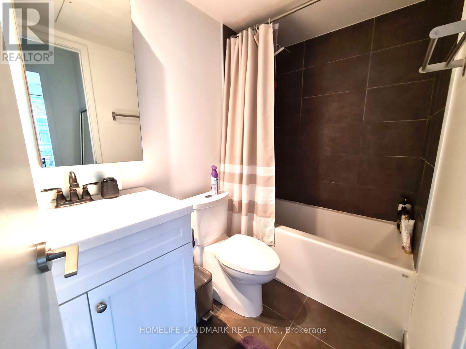 Ph 29 - 1030 King Street W, Toronto, ON - Indoor Photo Showing Bathroom