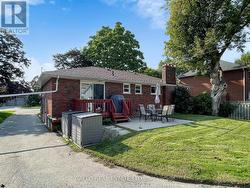 large driveway- plenty of parking -