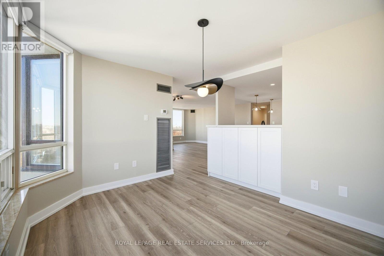 Dining Area - 2301 - 1300 Islington Avenue, Toronto, ON - Indoor Photo Showing Other Room