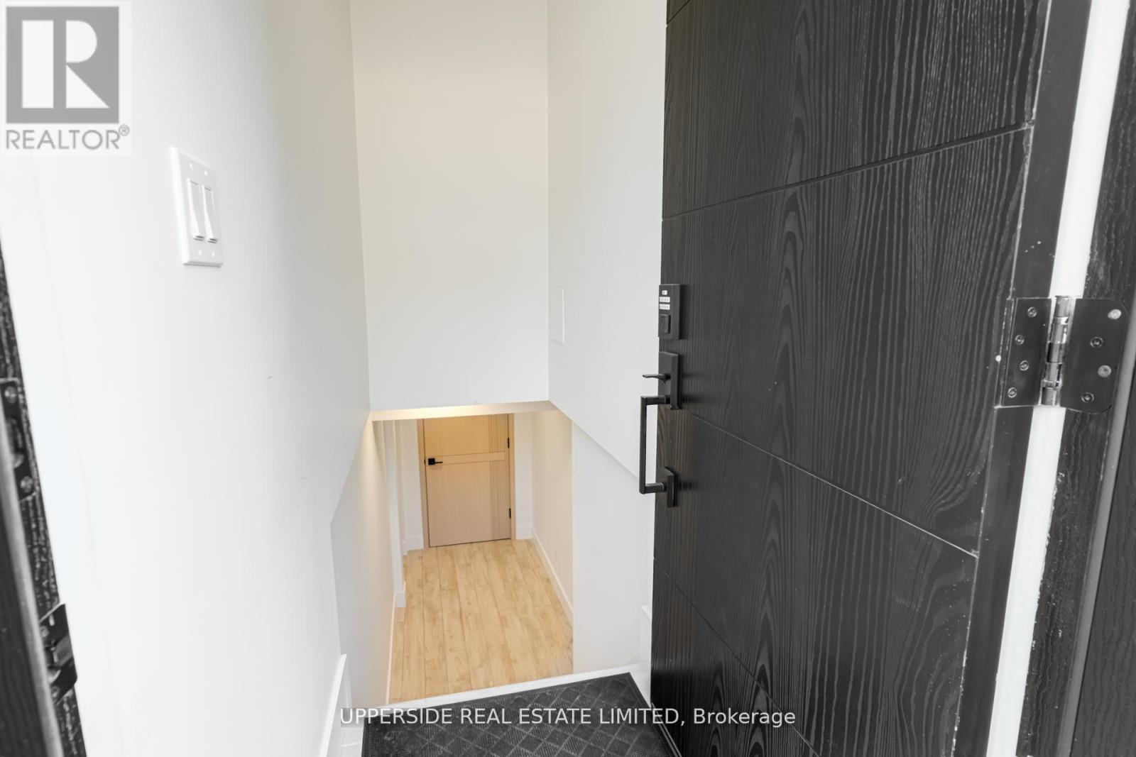 Lower 61 Marlin Court, Newmarket, ON - Photo Showing Other Room