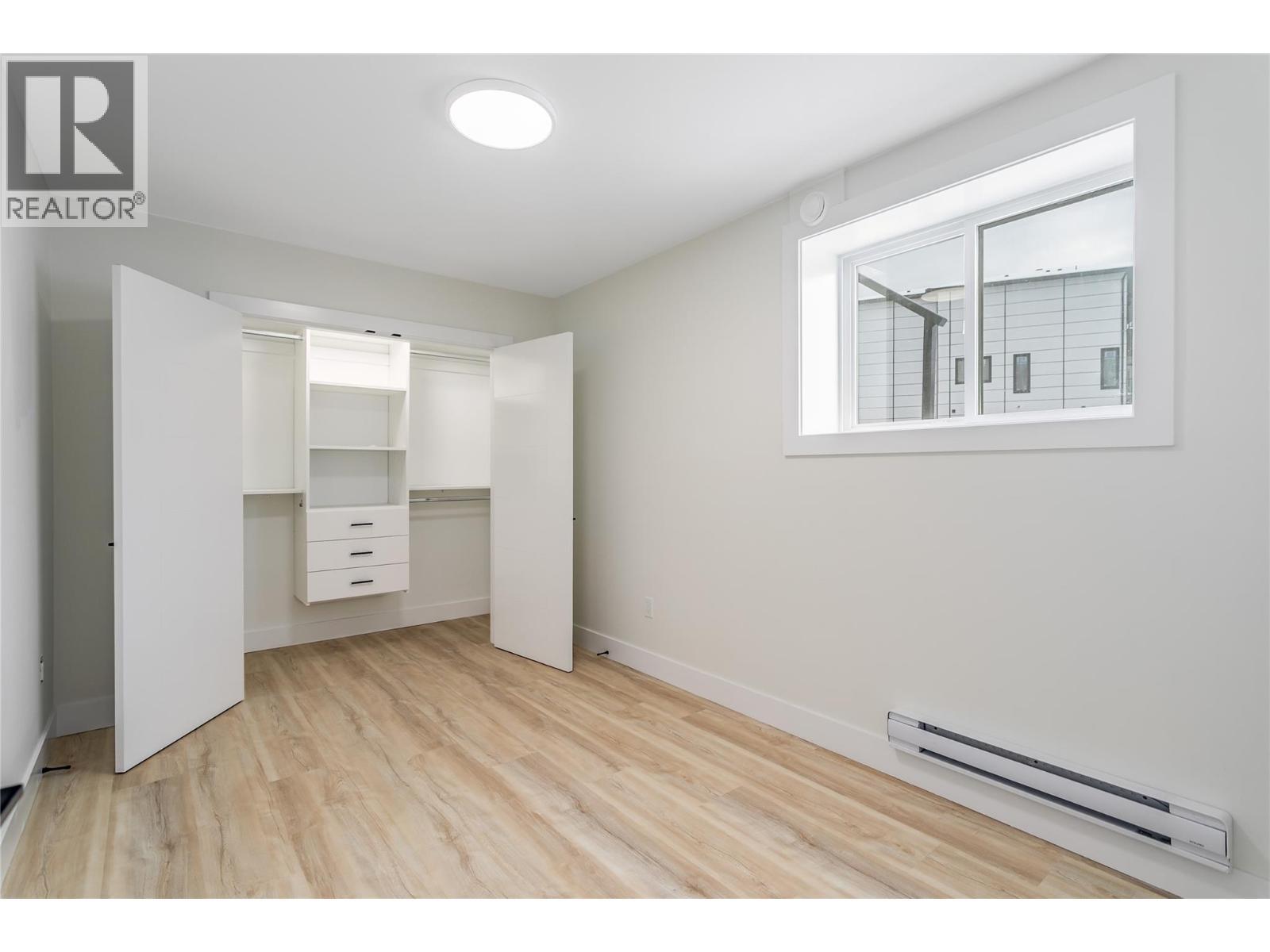 Suite Bedroom #2 - 1136 Hume Avenue, Kelowna, BC - Indoor