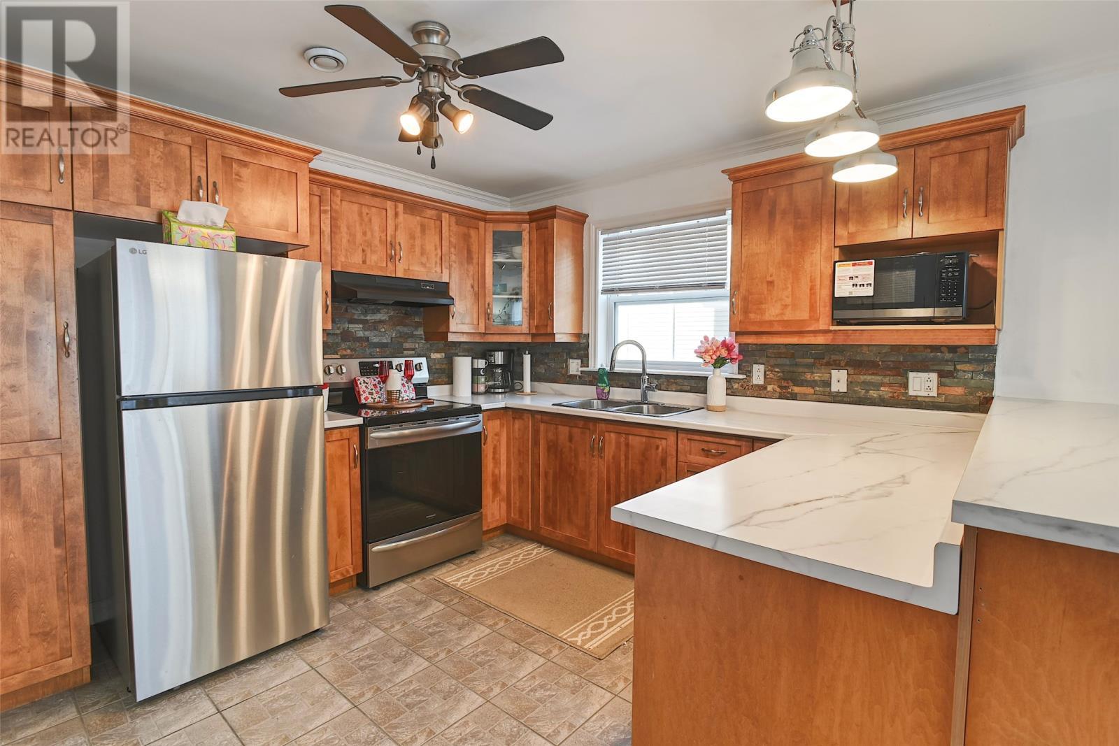 303 Stavanger Drive, St.John'S, NL - Indoor Photo Showing Kitchen With Double Sink