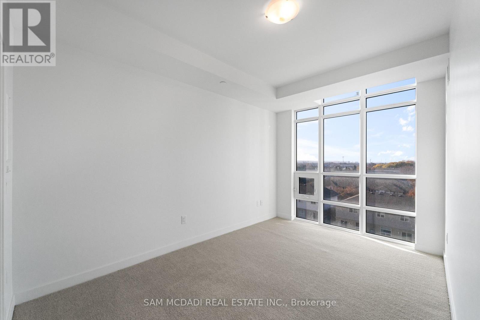 505 - 461 Green Road, Hamilton, ON - Indoor Photo Showing Other Room