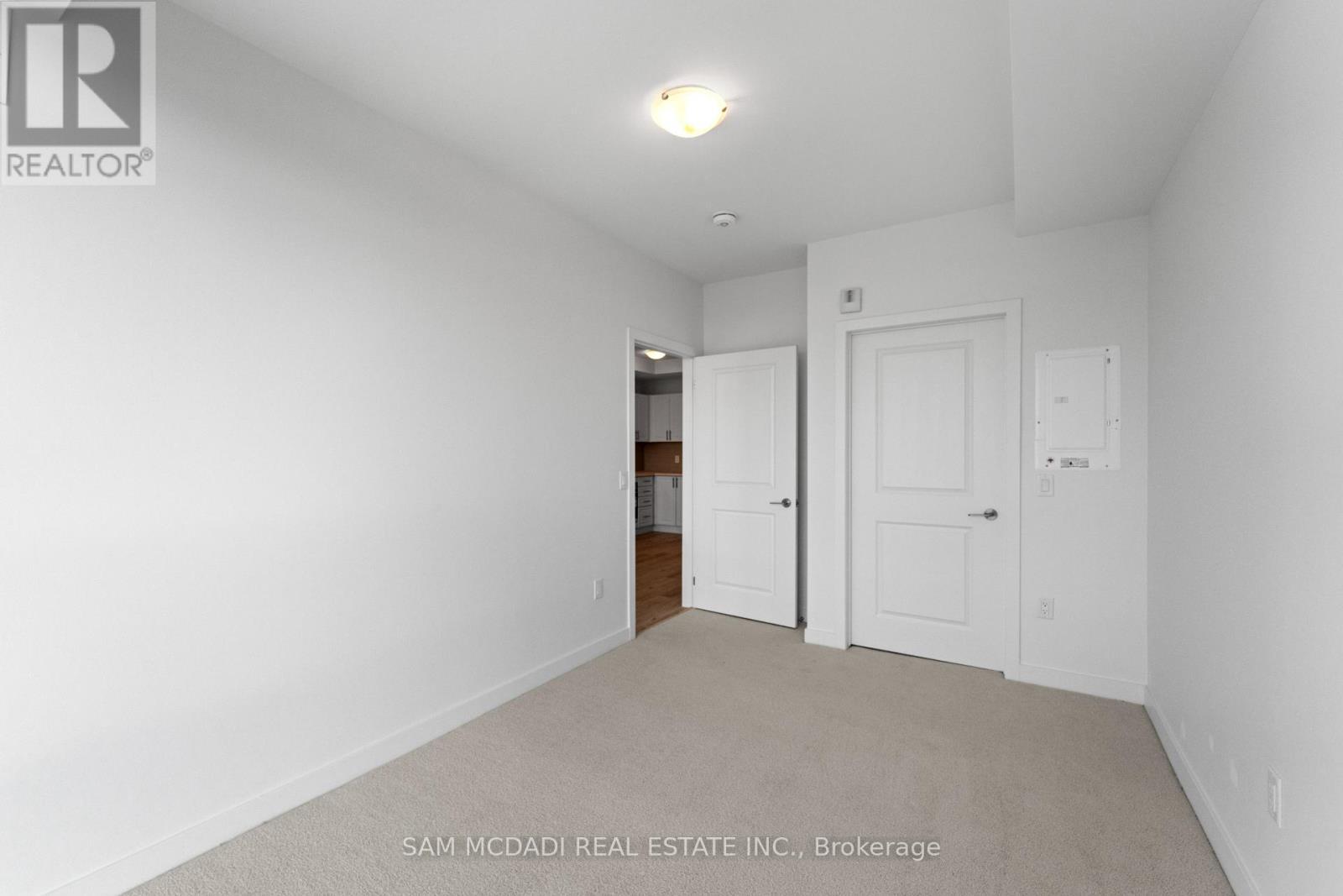 505 - 461 Green Road, Hamilton, ON - Indoor Photo Showing Other Room