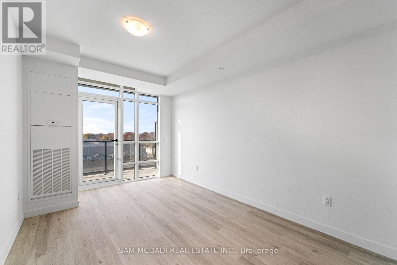 505 - 461 Green Road, Hamilton, ON - Indoor Photo Showing Other Room