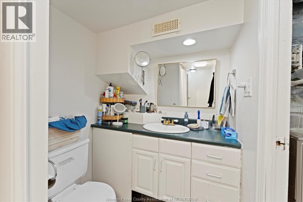 3315 Tecumseh Road East, Windsor, ON