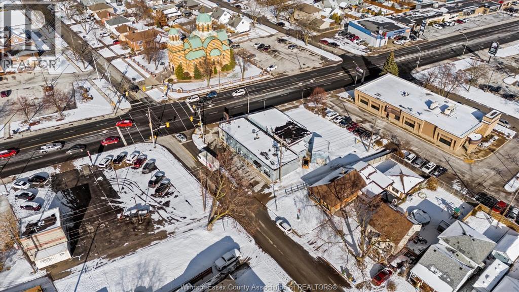 3315 Tecumseh Road East, Windsor, ON