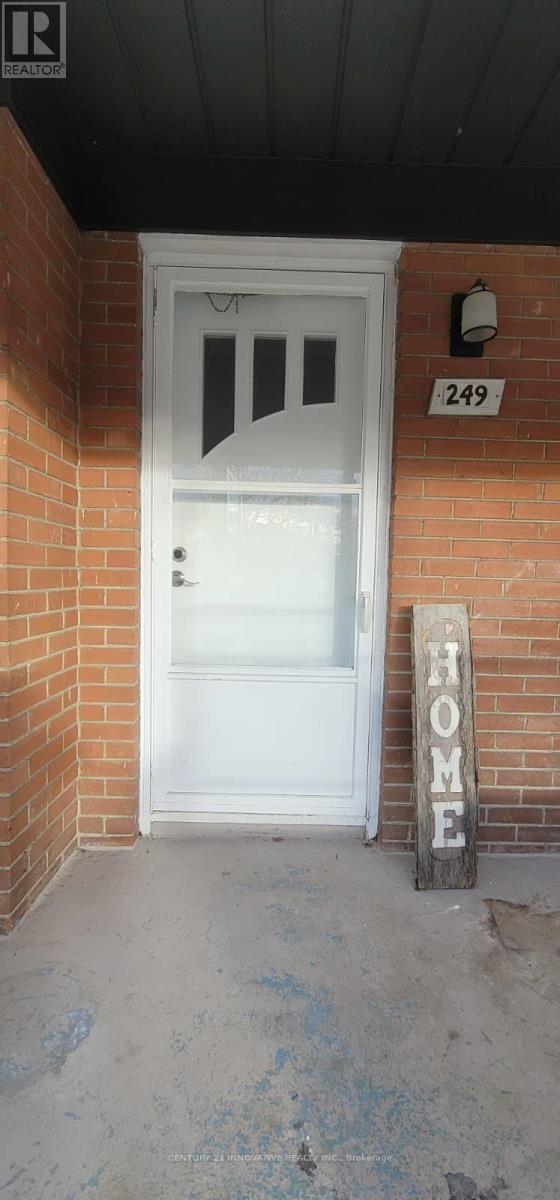 249 Highland Avenue, Oshawa, ON - With Exterior