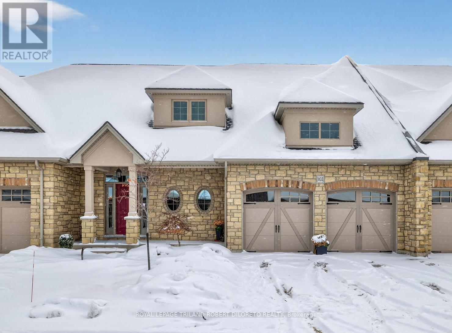 302 - 5 Wood Haven Drive, Tillsonburg, ON - Outdoor