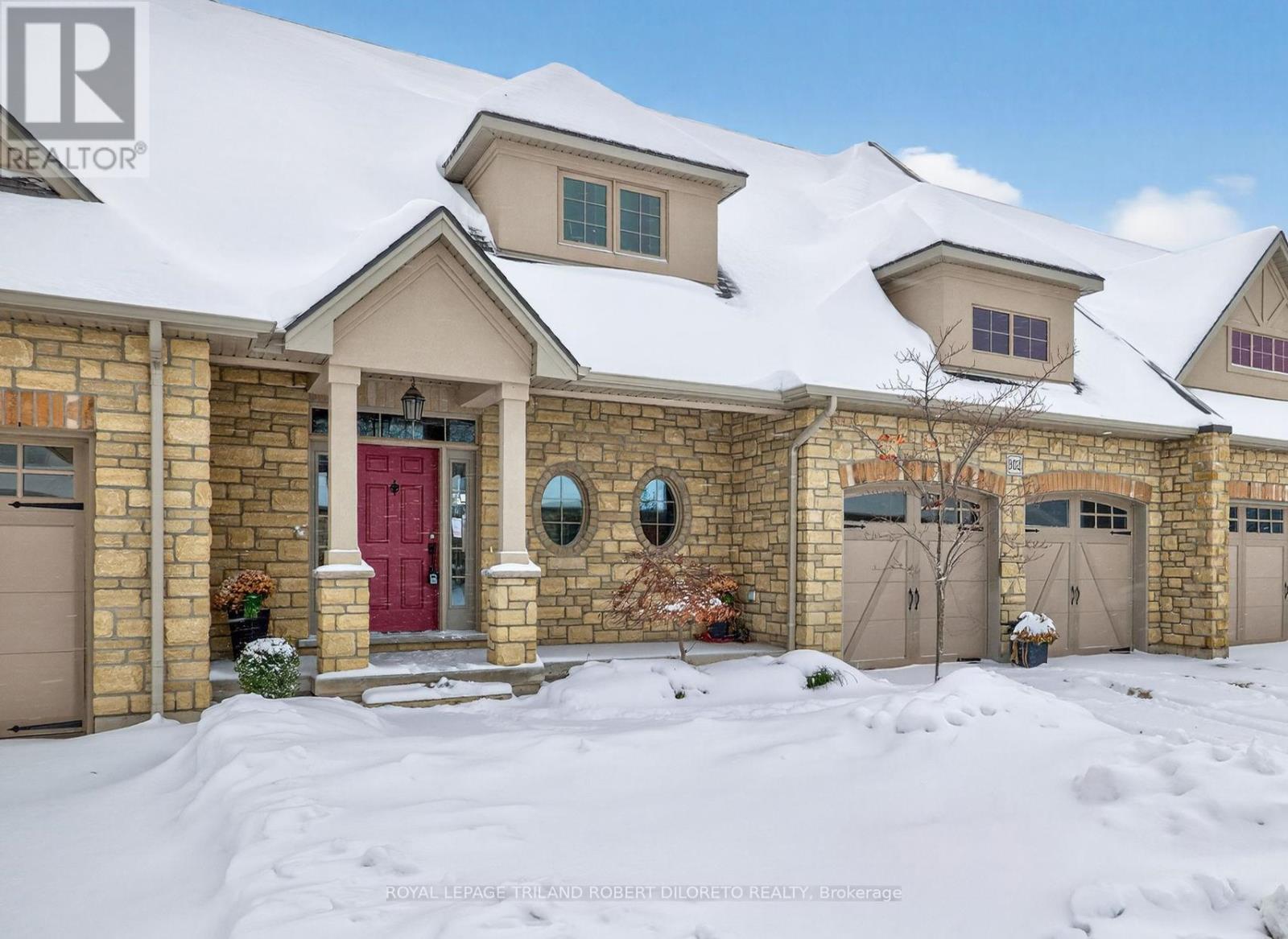 302 - 5 Wood Haven Drive, Tillsonburg, ON - Outdoor