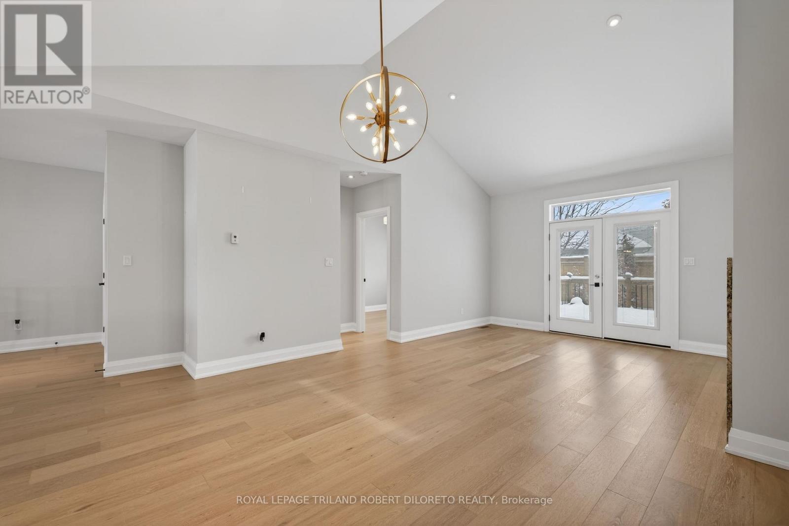 302 - 5 Wood Haven Drive, Tillsonburg, ON - Indoor Photo Showing Other Room