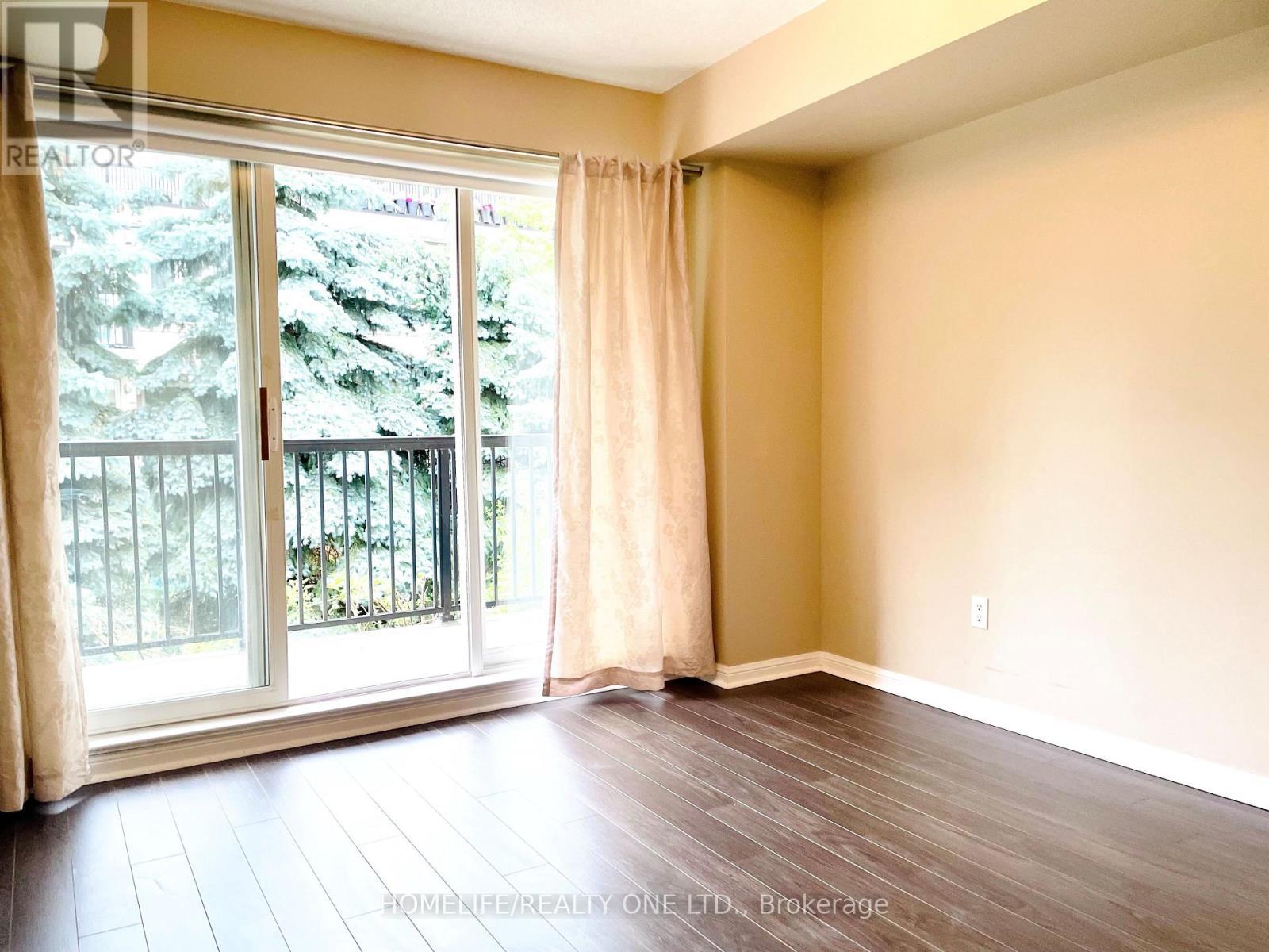 2084 - 65 George Appleton Way, Toronto, ON - Indoor Photo Showing Other Room