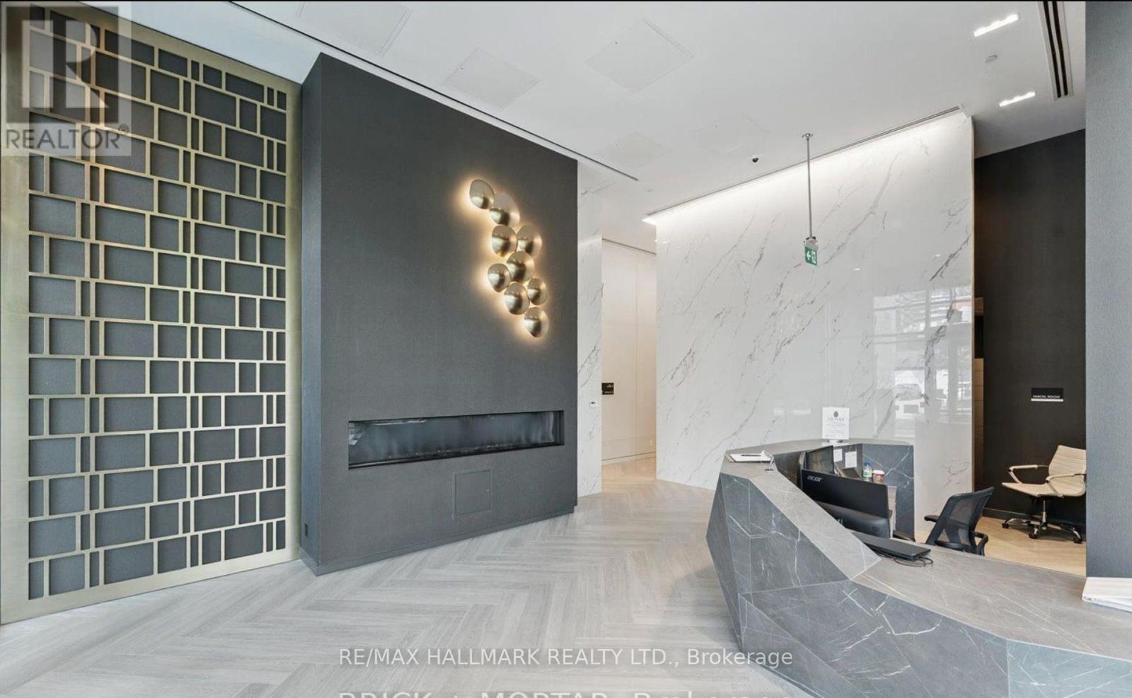 502 - 1 Hillsdale Avenue W, Toronto, ON - Indoor Photo Showing Other Room