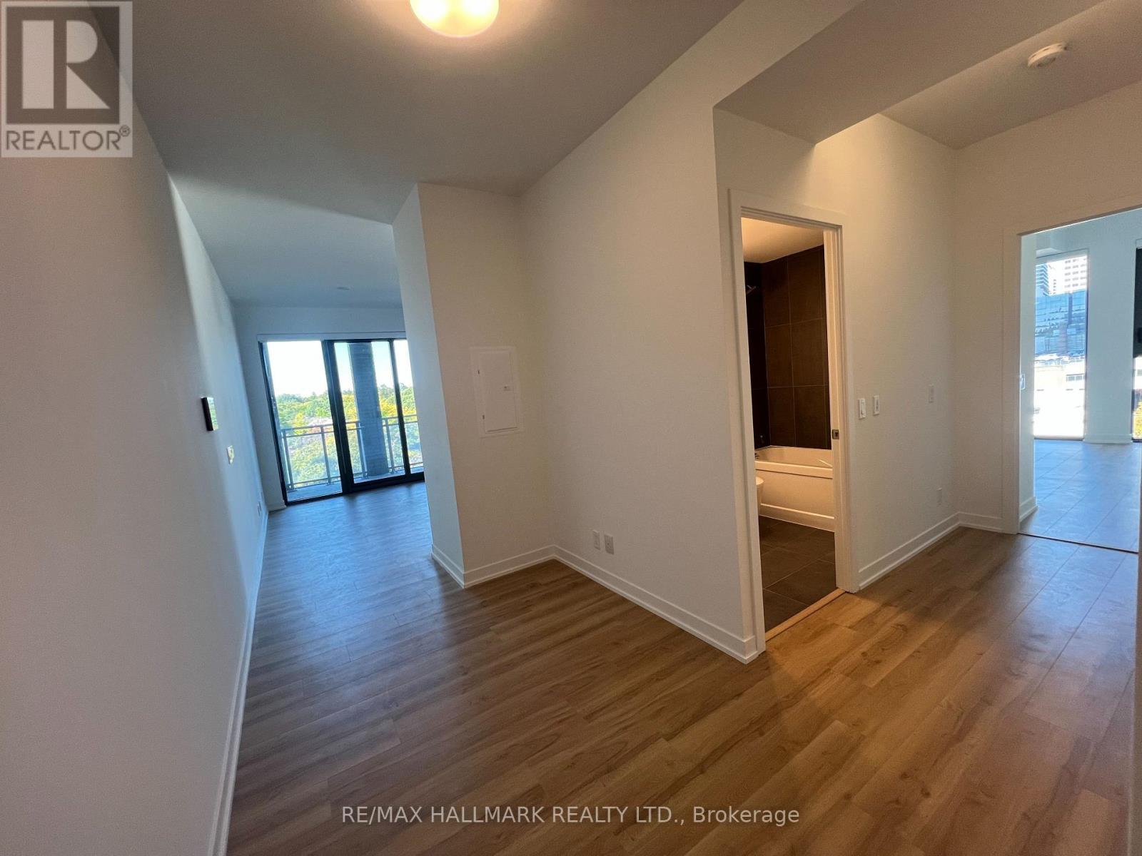 502 - 1 Hillsdale Avenue W, Toronto, ON - Indoor Photo Showing Other Room