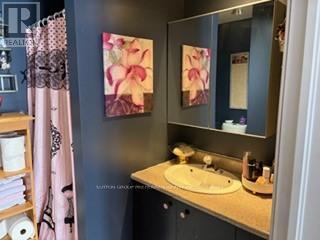 1 - 11 Stewart Street, Strathroy-Caradoc (Se), ON - Indoor Photo Showing Bathroom