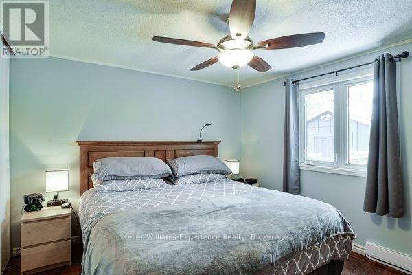 9 Dudley Drive, Bracebridge (Macaulay), ON - Indoor Photo Showing Bedroom