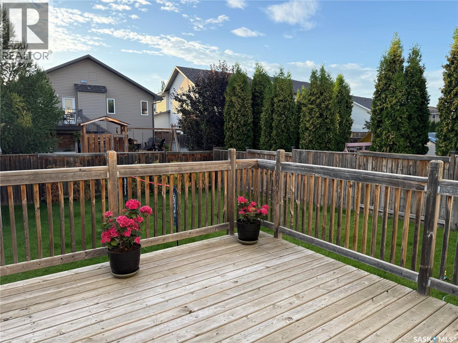 323 Hettle Cove, Saskatoon, SK - Outdoor With Deck Patio Veranda